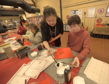 UMF students and staff enjoyed learning Chinese calligraphy.